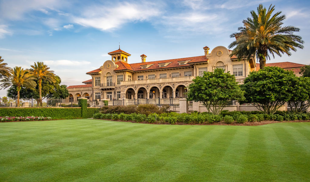 The highest 5 US States ranked by the variety of golf programs accessible to play